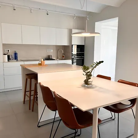 Apartment Flat By Forgetmenot